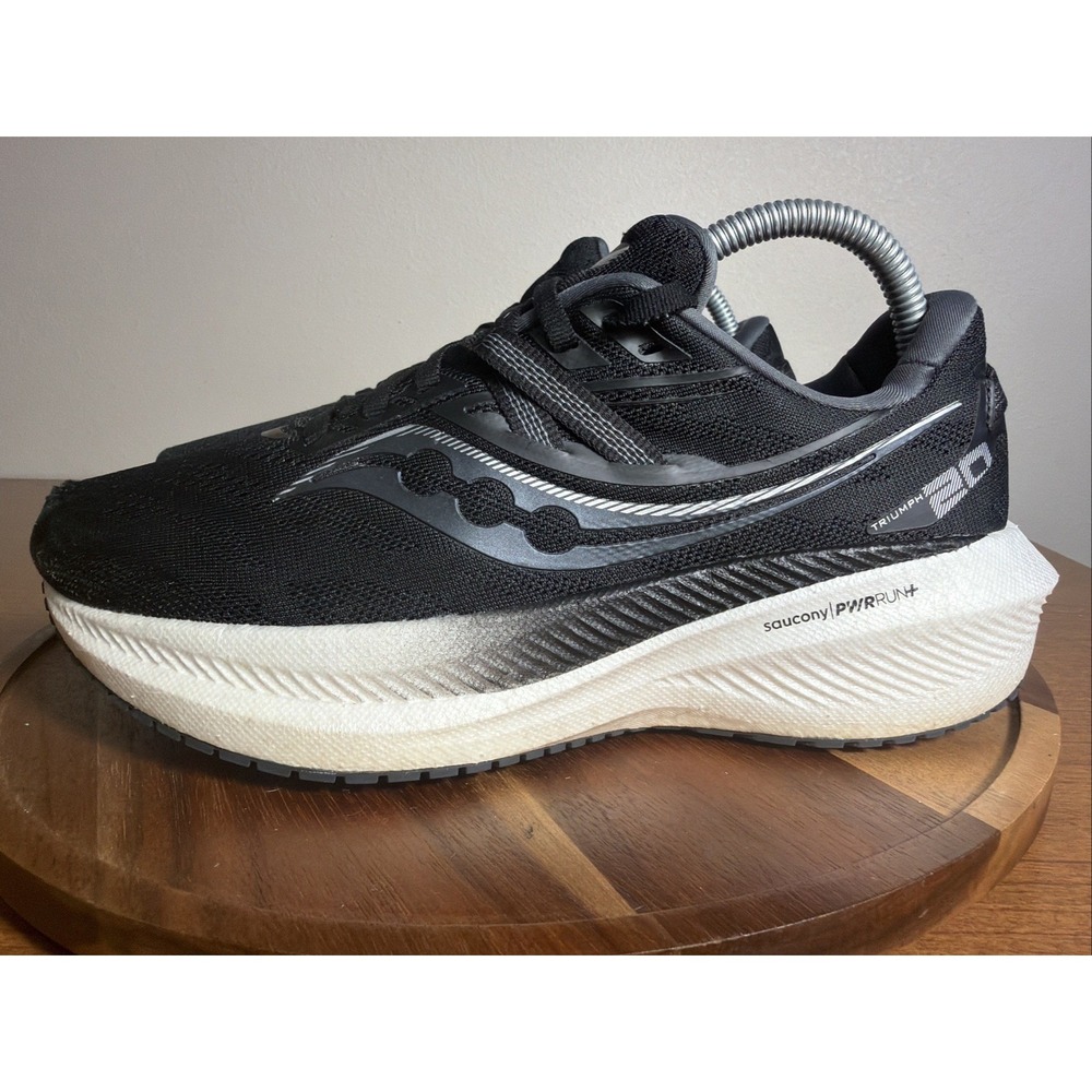 Saucony Triumph 20 Womens 8.5 Black White Running Shoes Sneakers S10760-21
